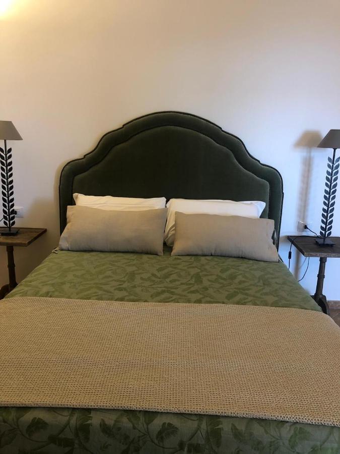 Dimora Le Ginestre Adults Only Bed & Breakfast Fasano Luaran gambar