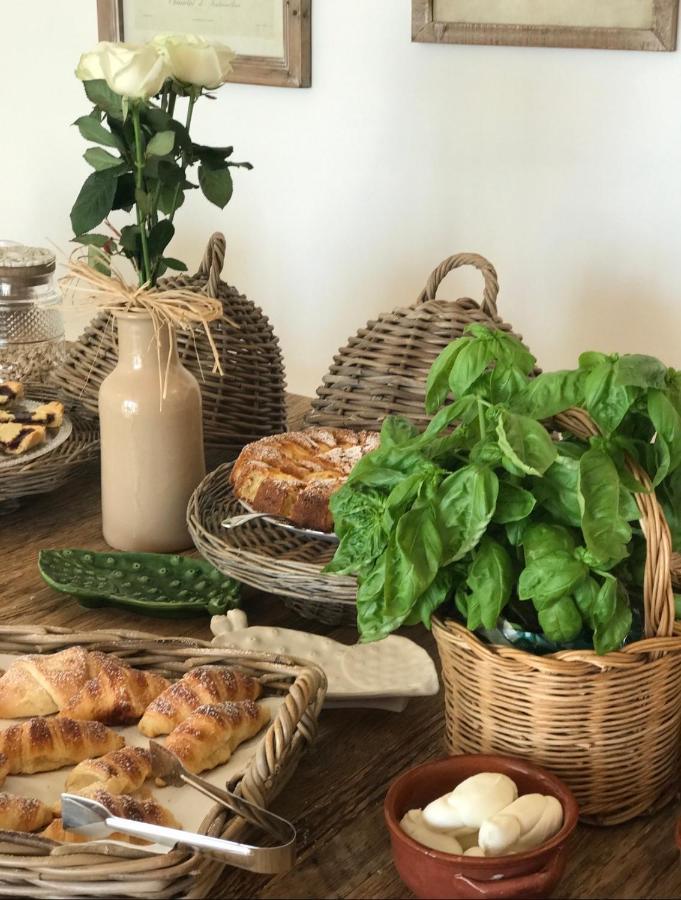 Dimora Le Ginestre Adults Only Bed & Breakfast Fasano Luaran gambar