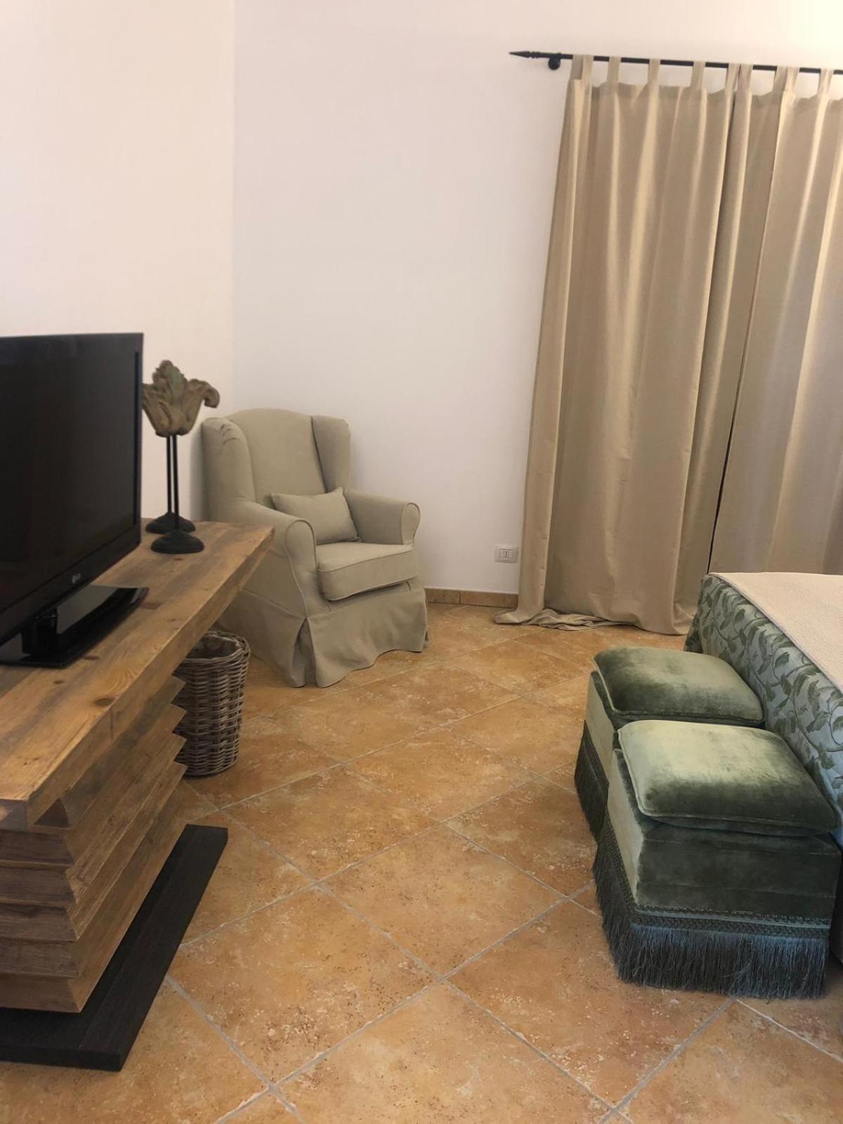 Dimora Le Ginestre Adults Only Bed & Breakfast Fasano Luaran gambar